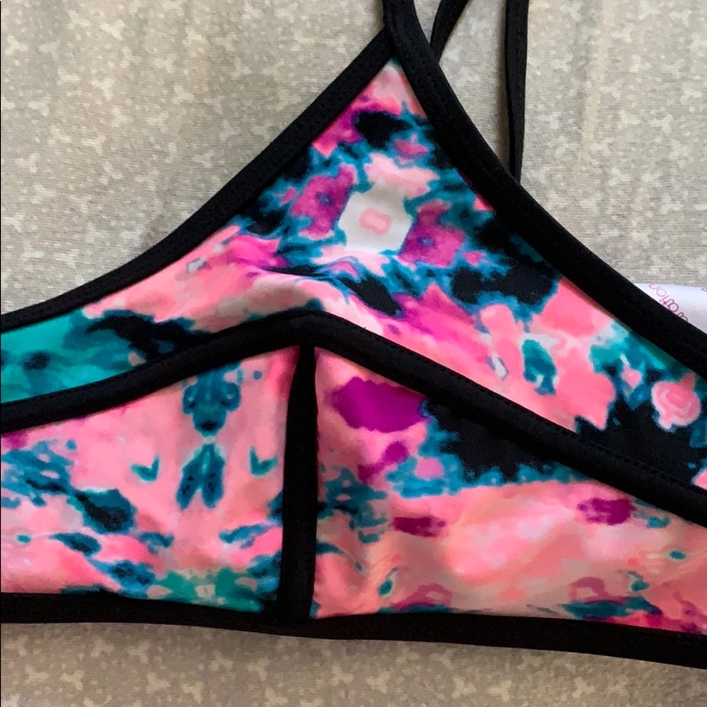 multi colored swim topπ - Picture 5 of 6